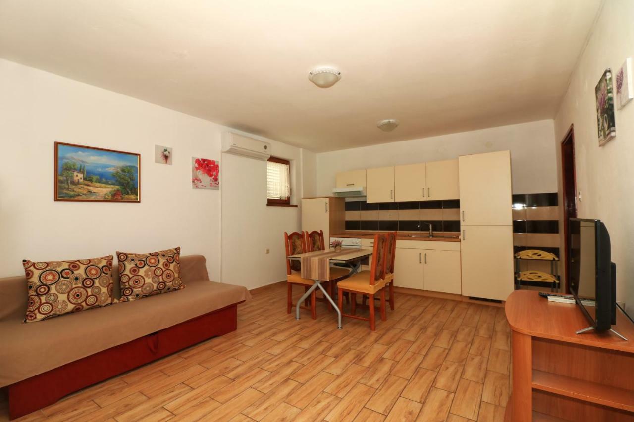 Apartments Sladana Йезера Екстериор снимка